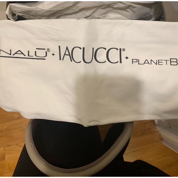 NWT IACUCCI Made in Italy Pebbled Leather Handbag - Picture 9 of 9